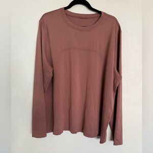 Lululemon Swiftly Tech Long Sleeve (Breeze) *Relaxed Fit
Red Dust